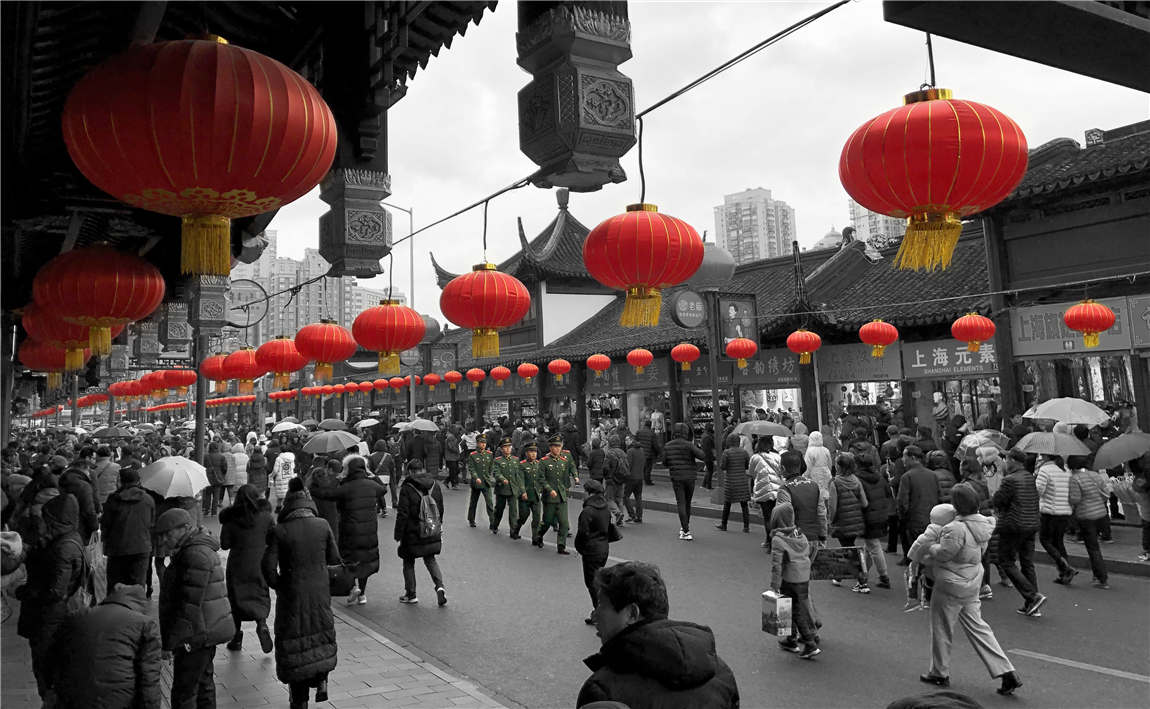 J《萬(wàn)紅叢中一點(diǎn)綠》.jpg