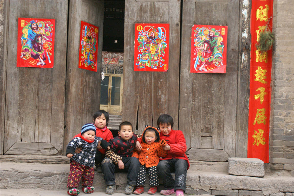 M《門(mén)神和孩童們》.jpg